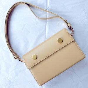RSVP golden eyes shoulder bag in sand